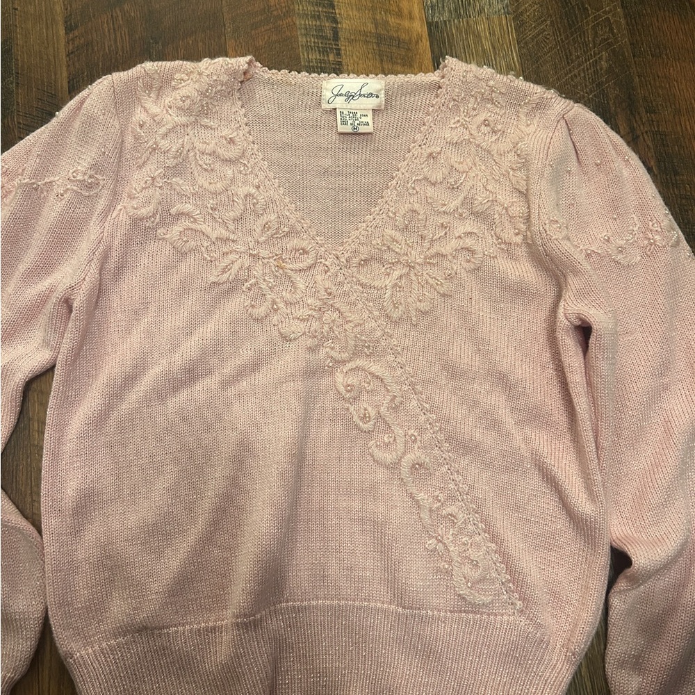 Women's Vintage V-Neck Sweater - Soft Pink